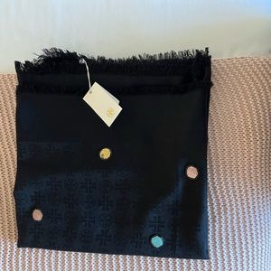 TORY BURCH EMBELLISHED LOGO JACQUARD TRAVELER SCARF